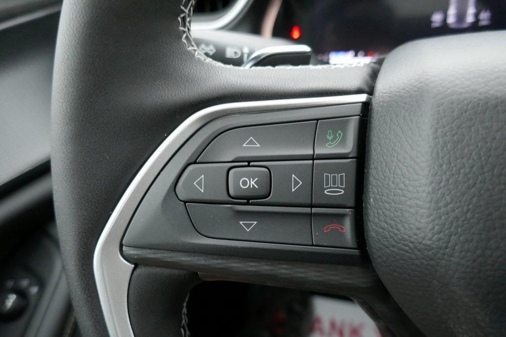 new 2025 Jeep Grand Cherokee car, priced at $40,408