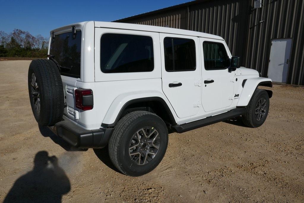 new 2026 Jeep Wrangler car, priced at $48,492