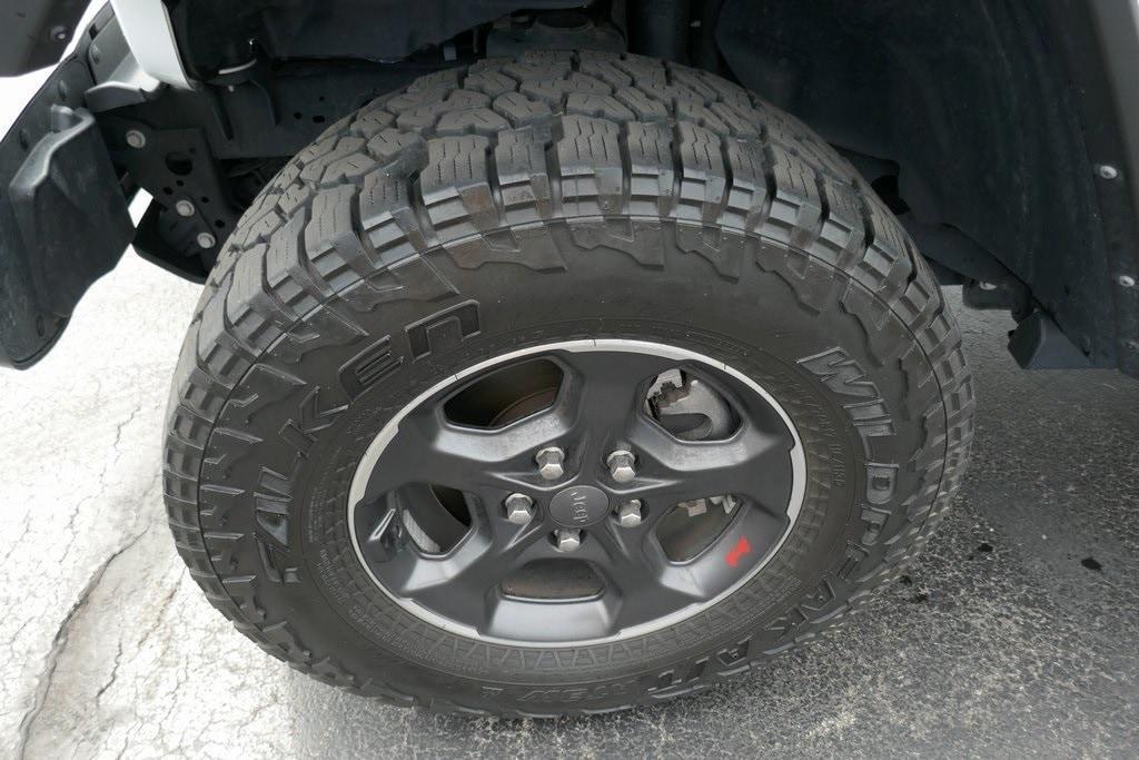 used 2023 Jeep Gladiator car, priced at $37,995