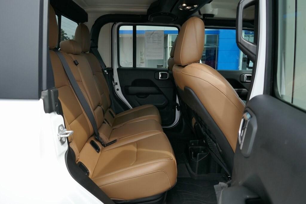 used 2023 Jeep Gladiator car, priced at $38,995