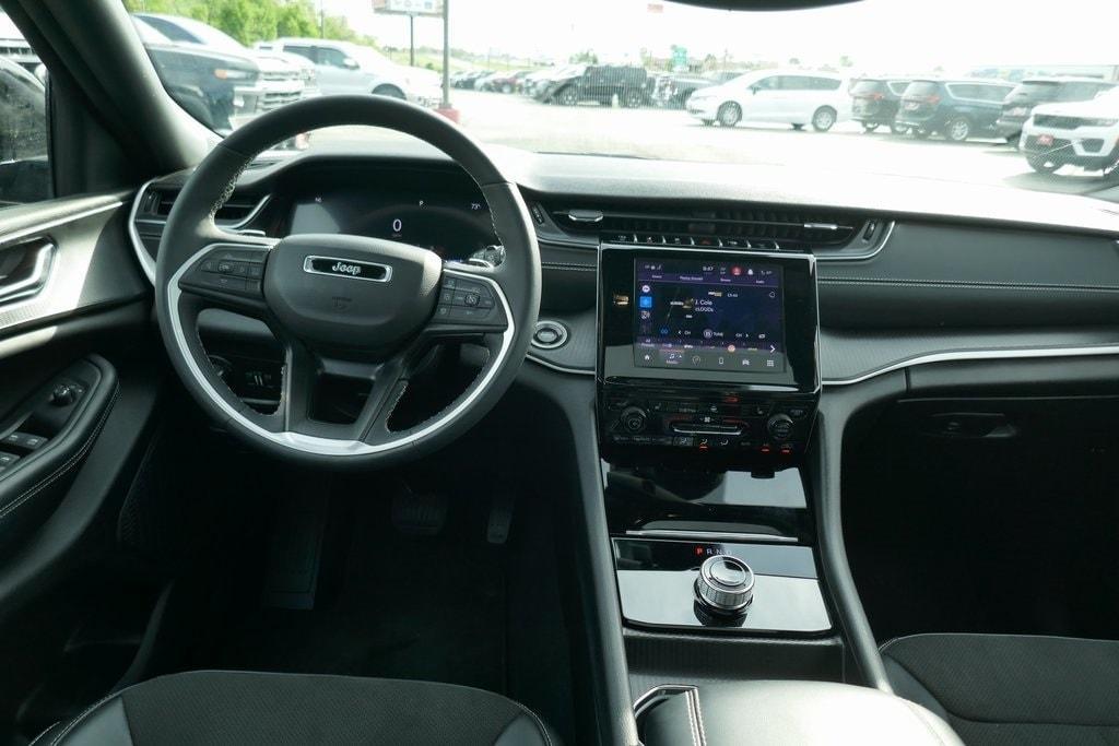 used 2024 Jeep Grand Cherokee L car, priced at $39,995