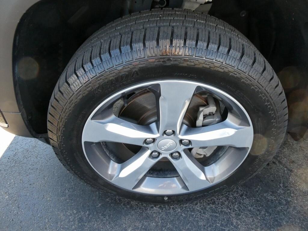 used 2021 Jeep Grand Cherokee L car, priced at $24,995