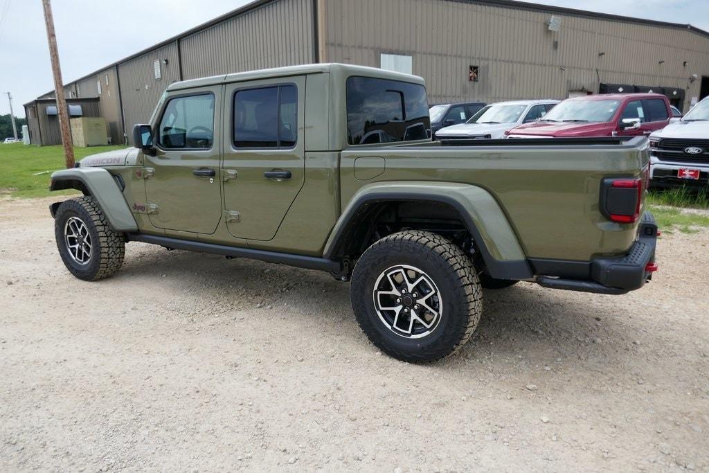 new 2025 Jeep Gladiator car, priced at $53,085
