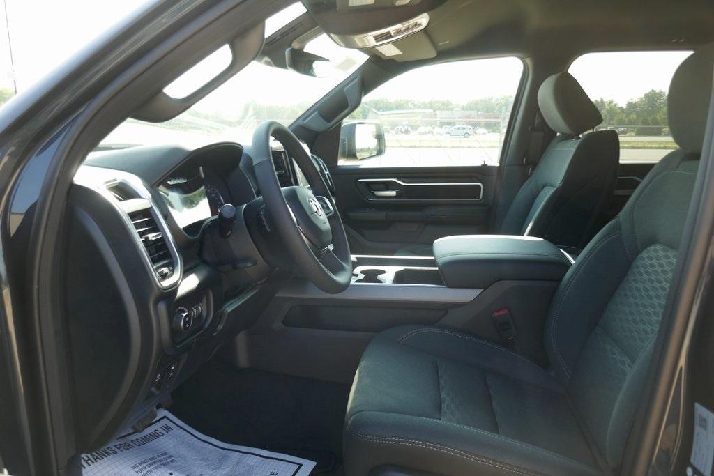 new 2025 Ram 1500 car, priced at $45,285