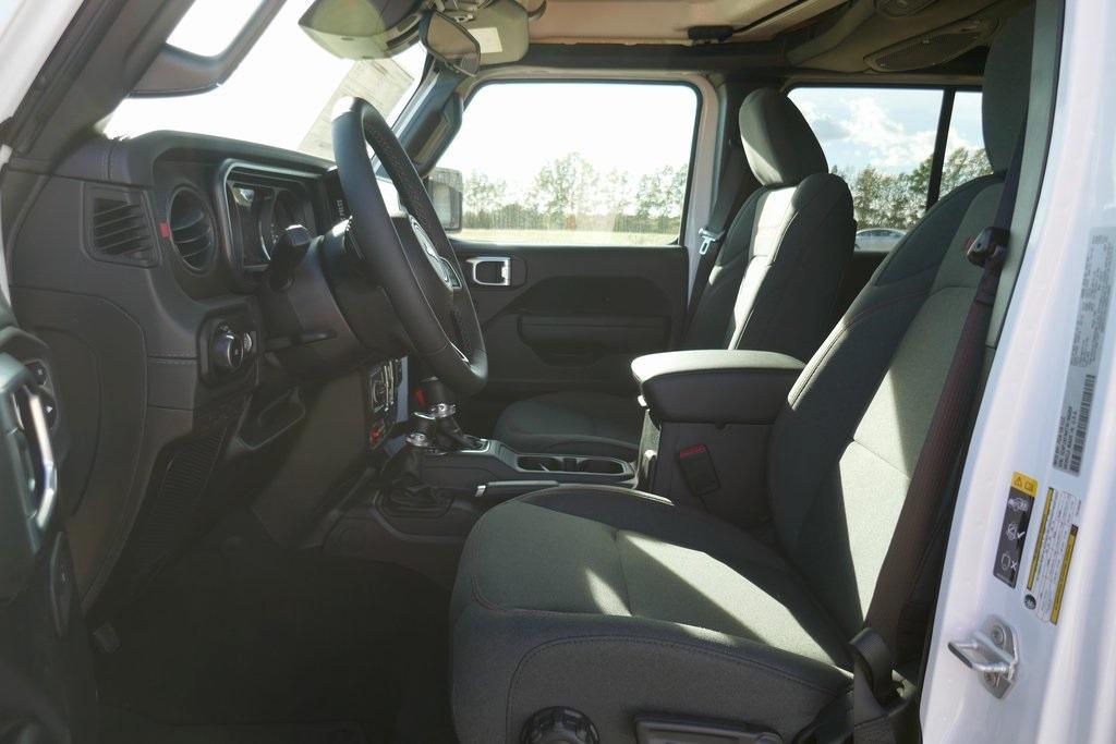 new 2026 Jeep Wrangler car, priced at $48,584