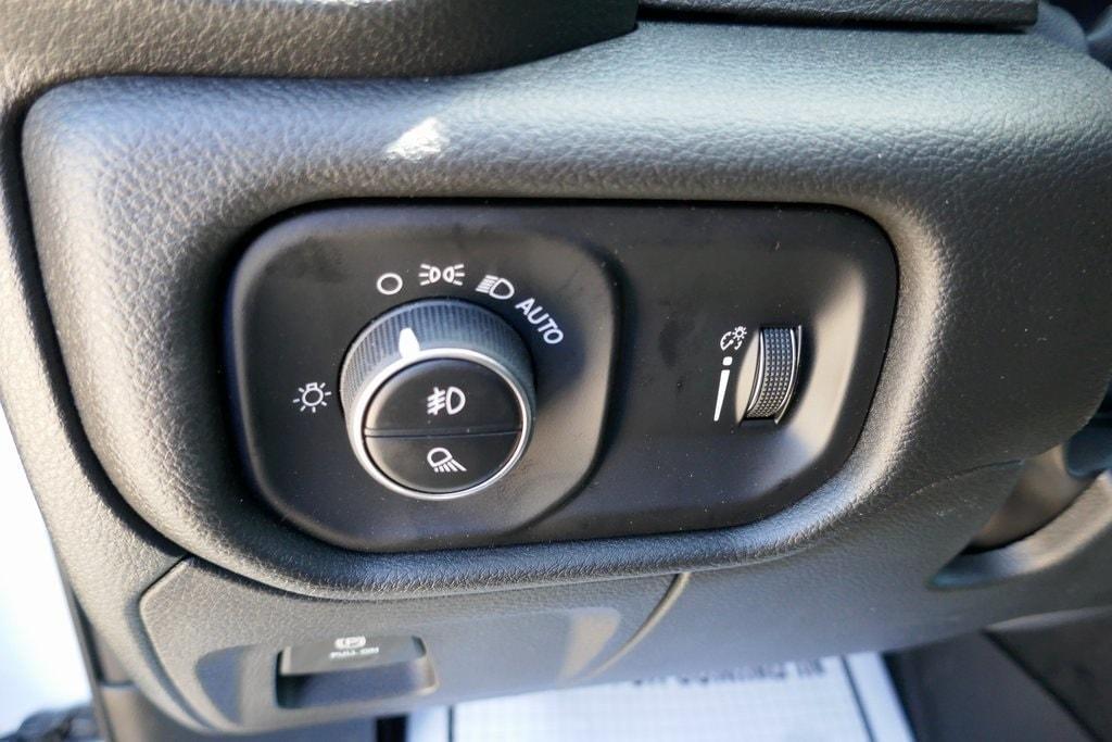 new 2025 Ram 1500 car, priced at $46,160