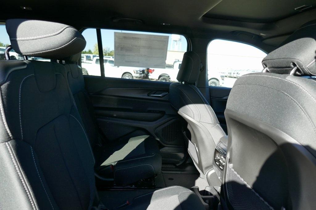 new 2025 Jeep Grand Cherokee L car, priced at $38,121