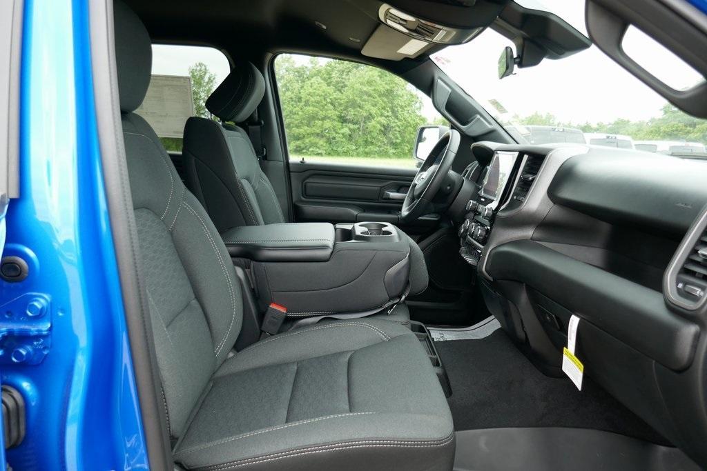 new 2025 Ram 1500 car, priced at $42,911