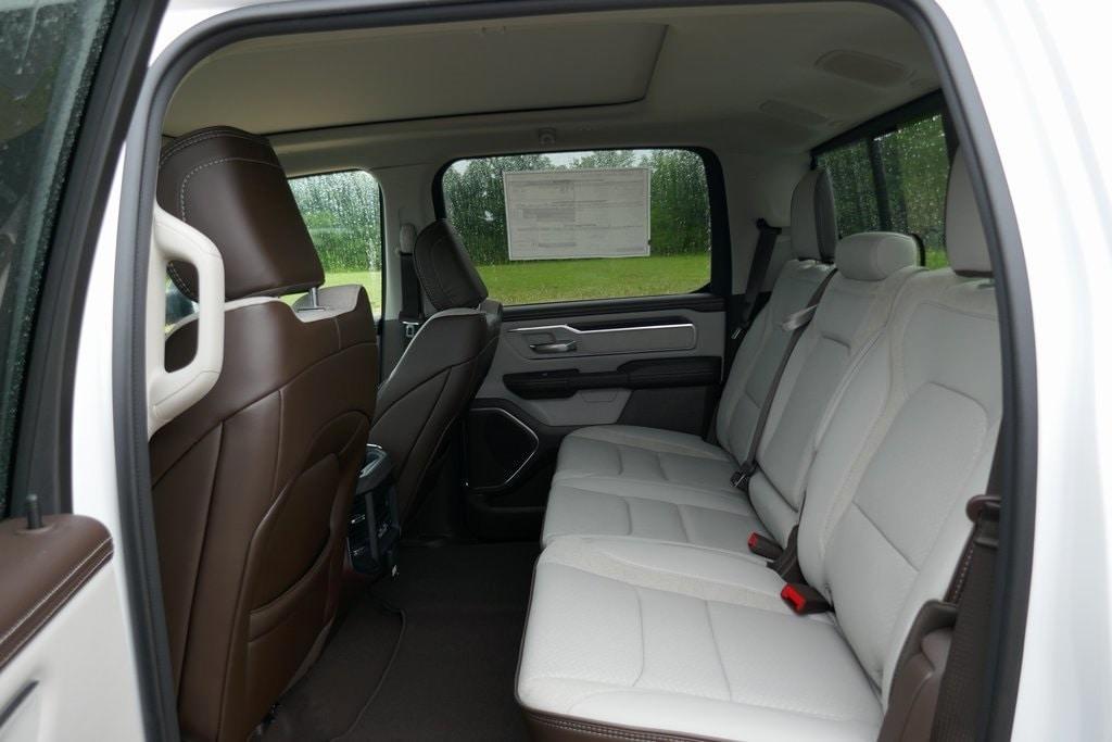 new 2025 Ram 1500 car, priced at $53,702