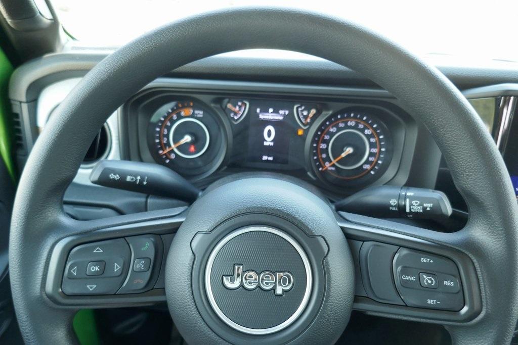 new 2025 Jeep Wrangler car, priced at $33,217