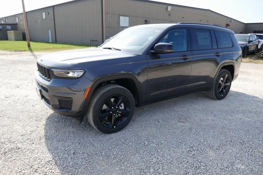new 2025 Jeep Grand Cherokee L car, priced at $43,558