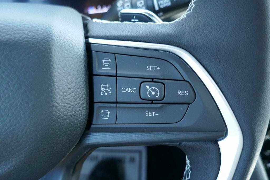 new 2025 Jeep Grand Cherokee L car, priced at $43,558