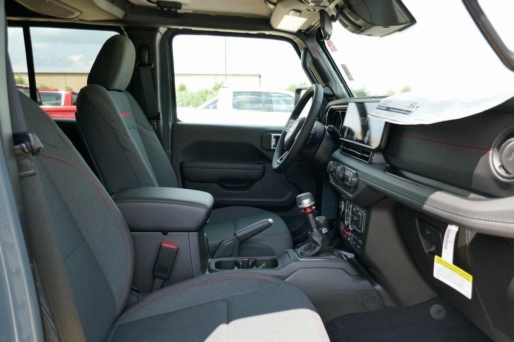 new 2025 Jeep Wrangler car, priced at $49,497