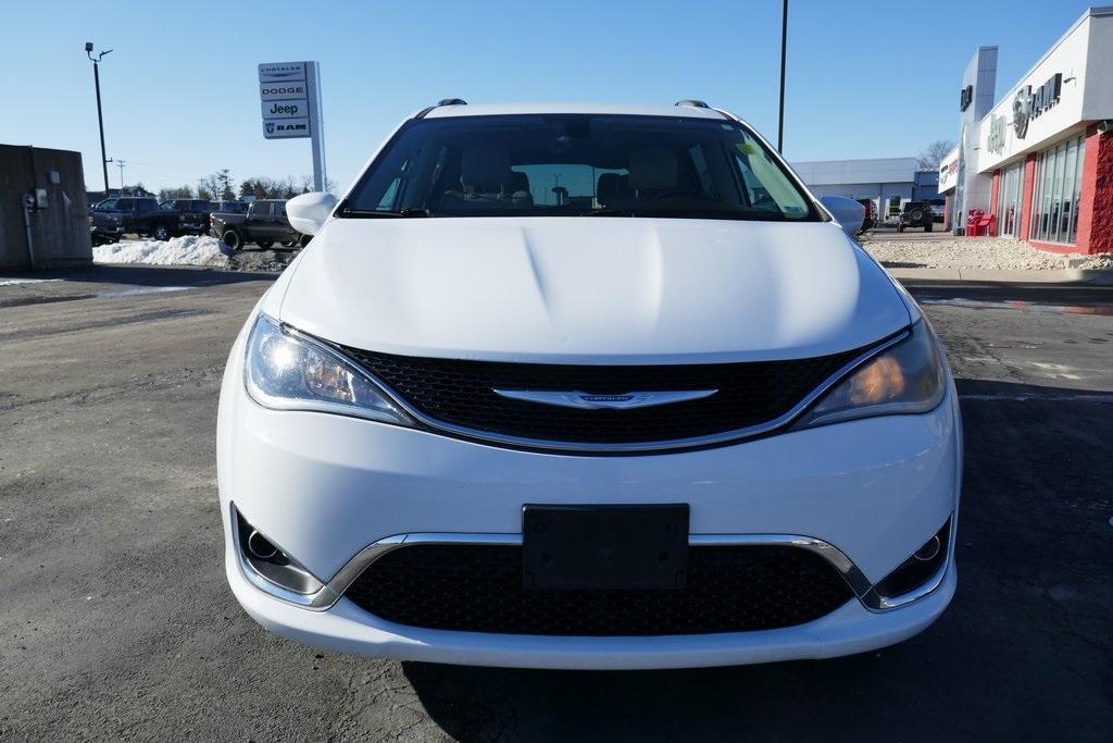 used 2017 Chrysler Pacifica car, priced at $11,495