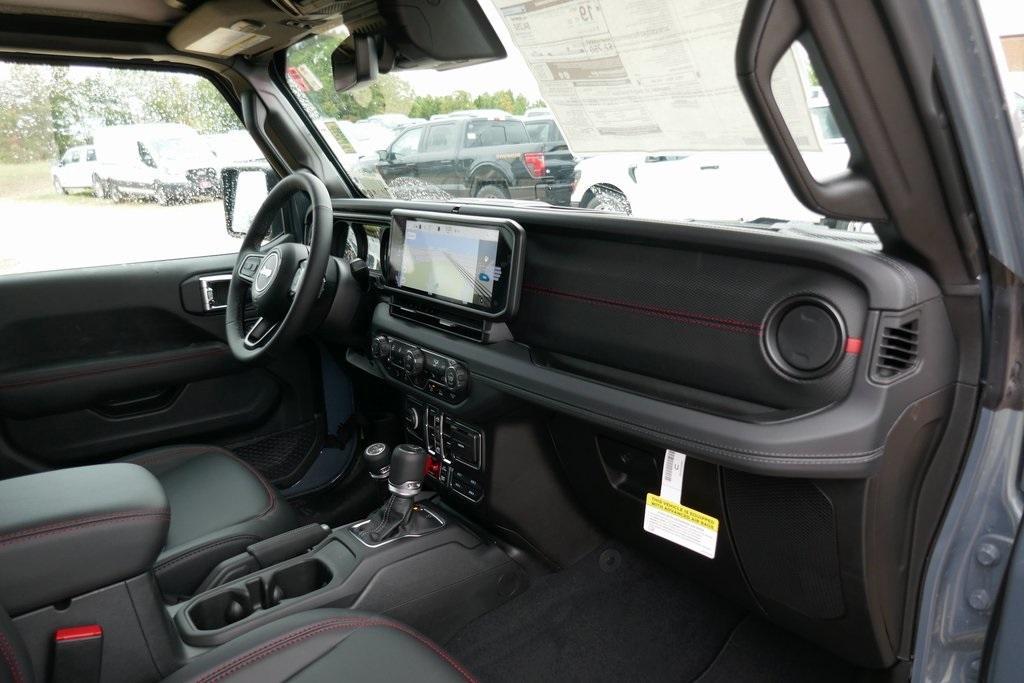 new 2025 Jeep Gladiator car, priced at $52,517