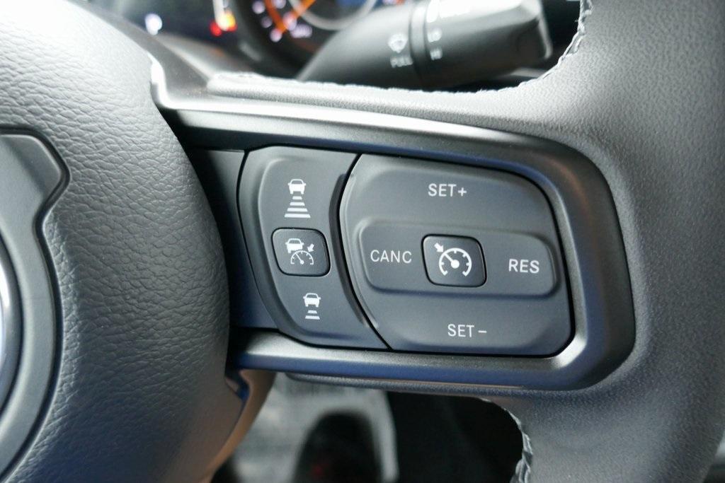 new 2025 Jeep Gladiator car, priced at $52,517
