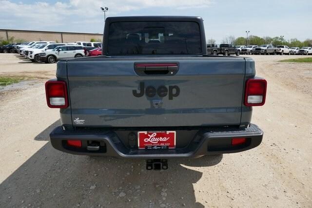 new 2024 Jeep Gladiator car, priced at $39,862