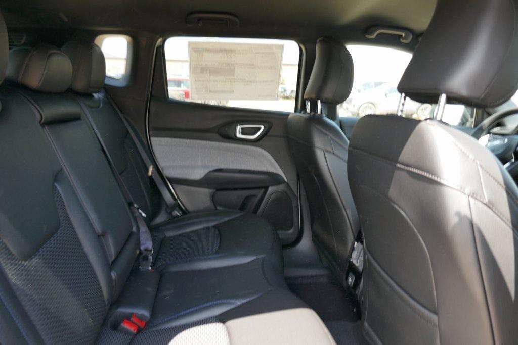 new 2025 Jeep Compass car, priced at $29,684