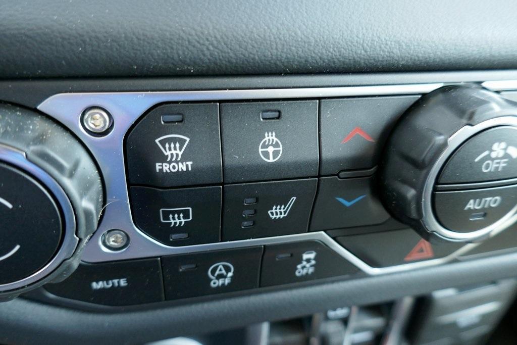 new 2025 Jeep Gladiator car, priced at $43,348