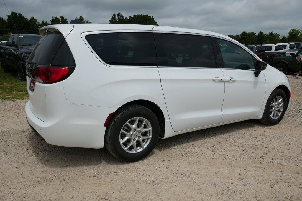 new 2025 Chrysler Voyager car, priced at $38,560