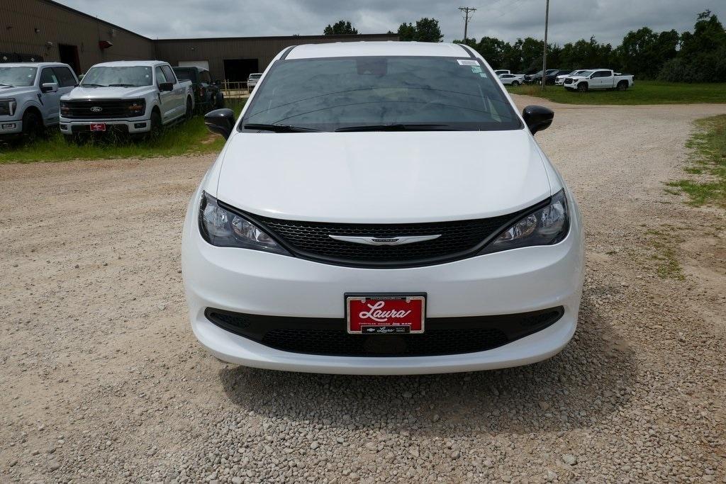 new 2025 Chrysler Voyager car, priced at $38,560