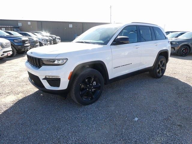 new 2024 Jeep Grand Cherokee car, priced at $49,475