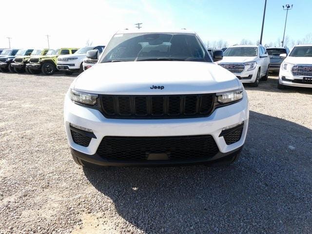 new 2024 Jeep Grand Cherokee car, priced at $49,475