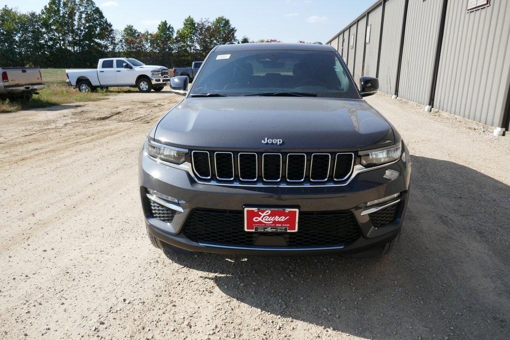 new 2025 Jeep Grand Cherokee car, priced at $39,747