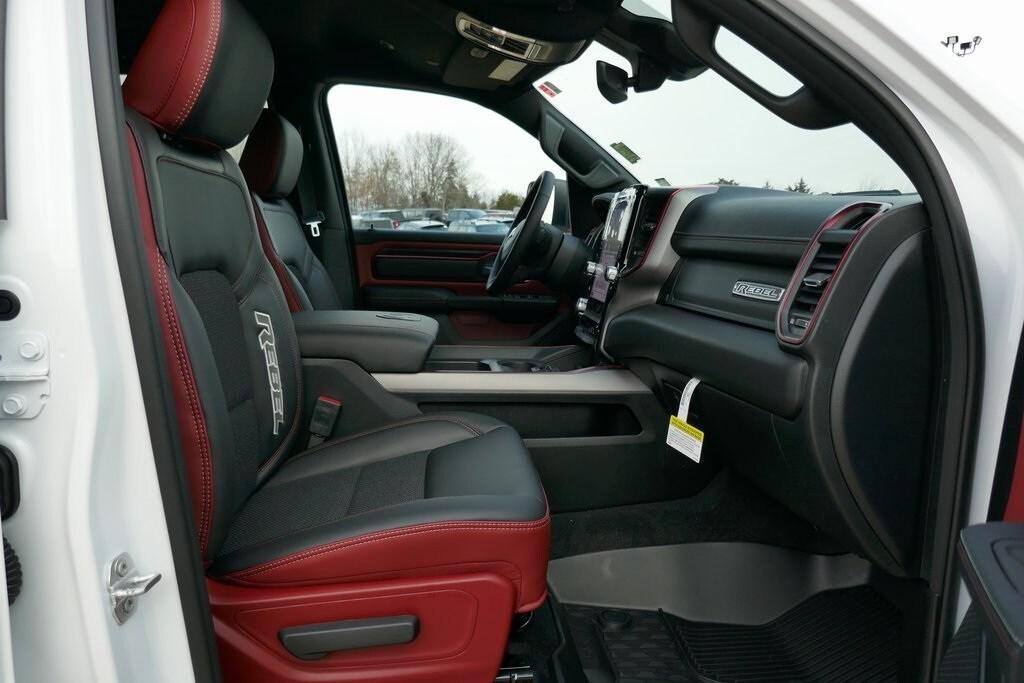 new 2025 Ram 1500 car, priced at $57,435