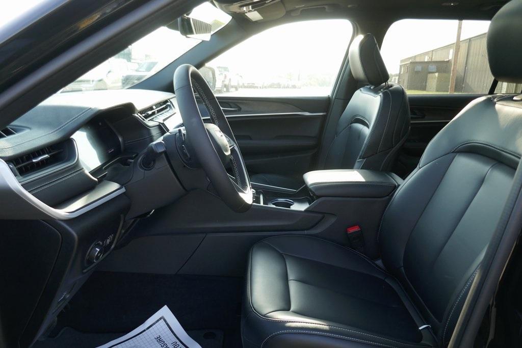 new 2025 Jeep Grand Cherokee L car, priced at $44,409