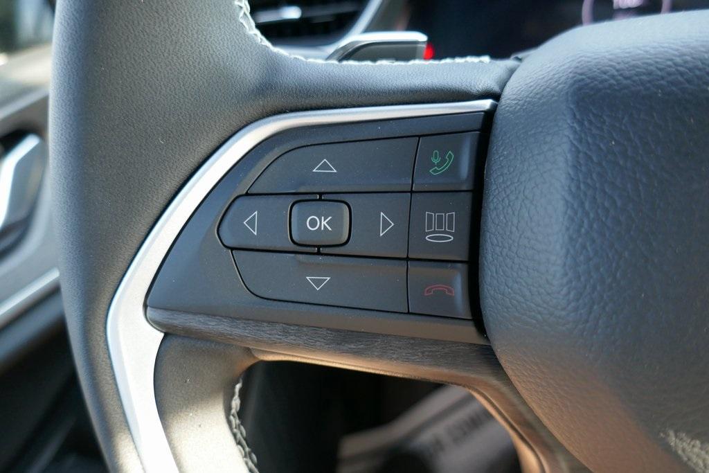 new 2025 Jeep Grand Cherokee L car, priced at $44,409