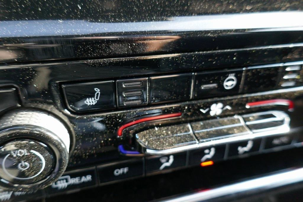 new 2025 Jeep Grand Cherokee L car, priced at $44,409