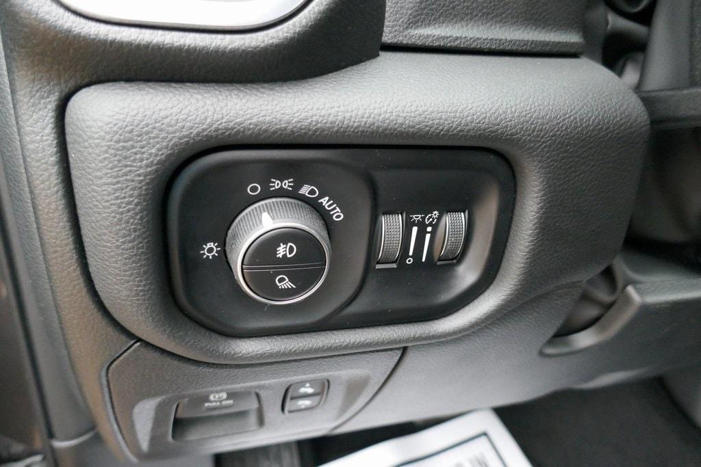 new 2025 Ram 1500 car, priced at $54,450