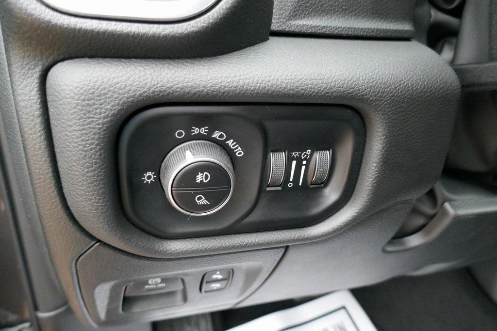new 2025 Ram 1500 car, priced at $53,950