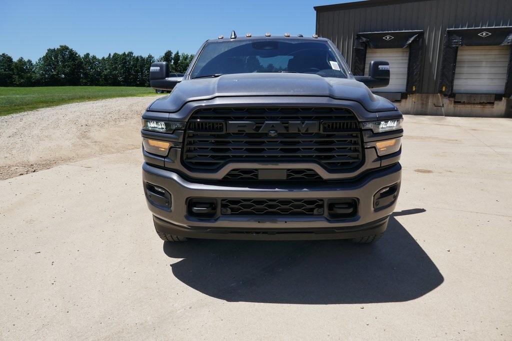 new 2025 Ram 3500 car, priced at $70,518