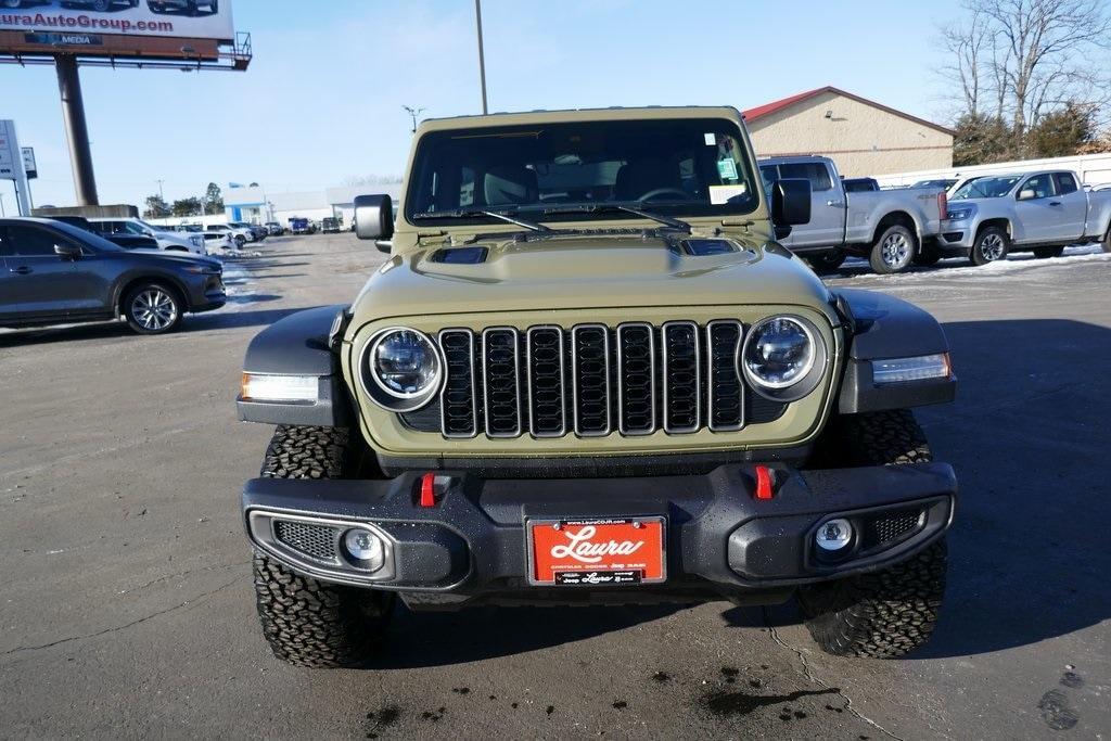 new 2025 Jeep Wrangler car, priced at $50,513