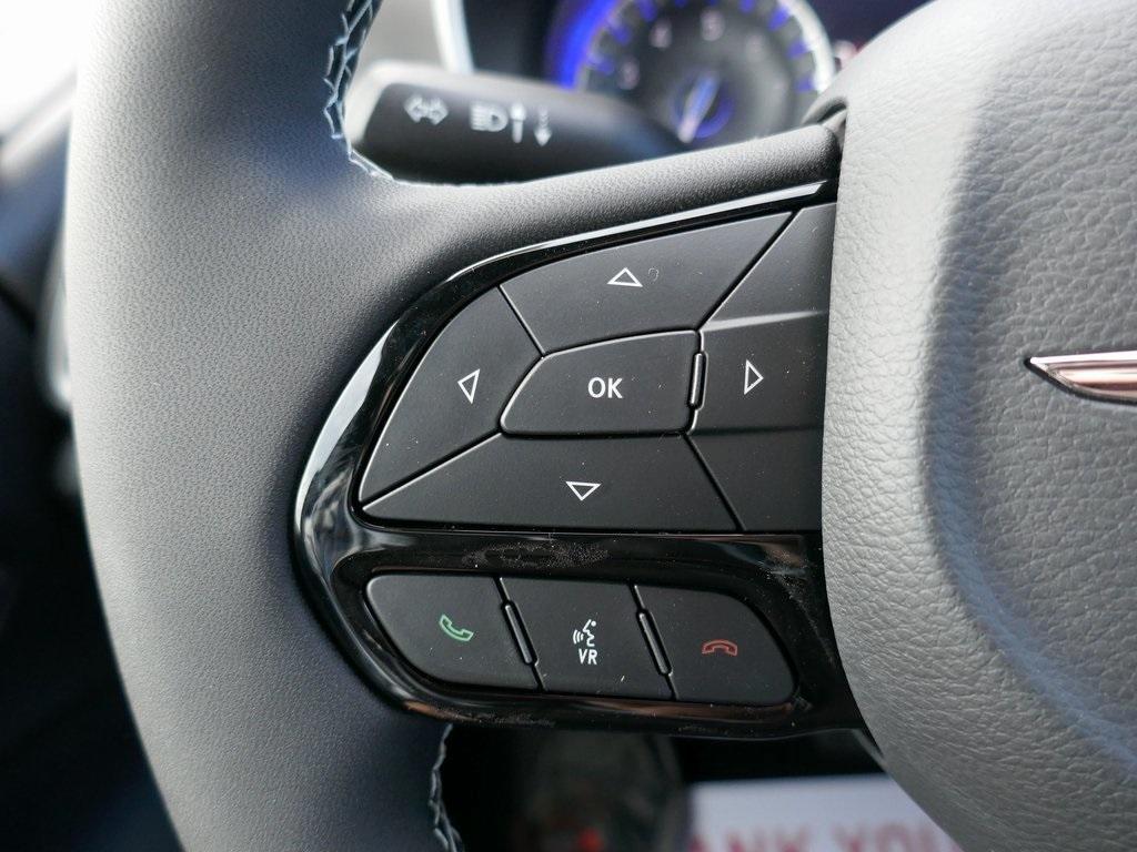 new 2026 Chrysler Pacifica car, priced at $39,004