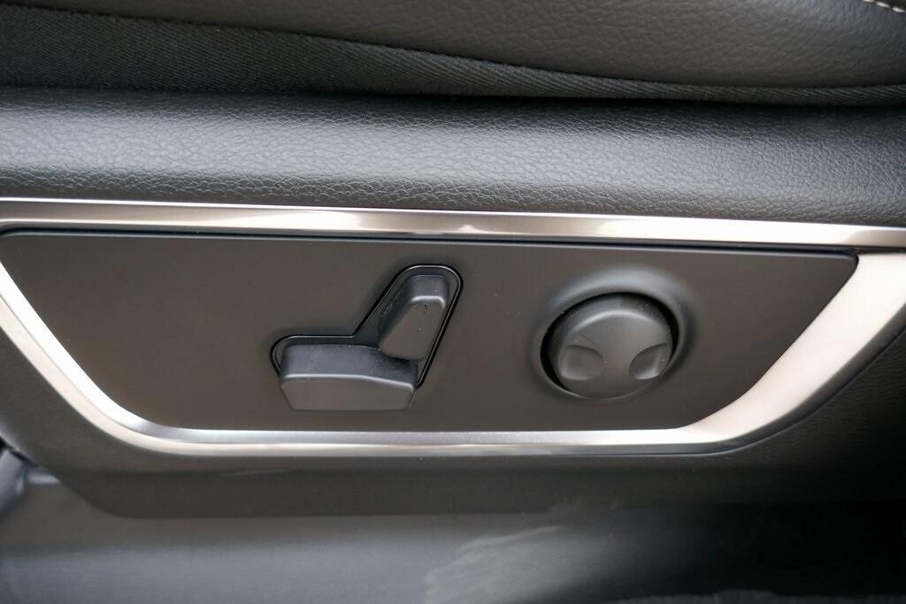 new 2025 Ram 1500 car, priced at $57,515