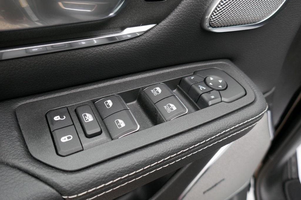 new 2025 Ram 1500 car, priced at $58,015