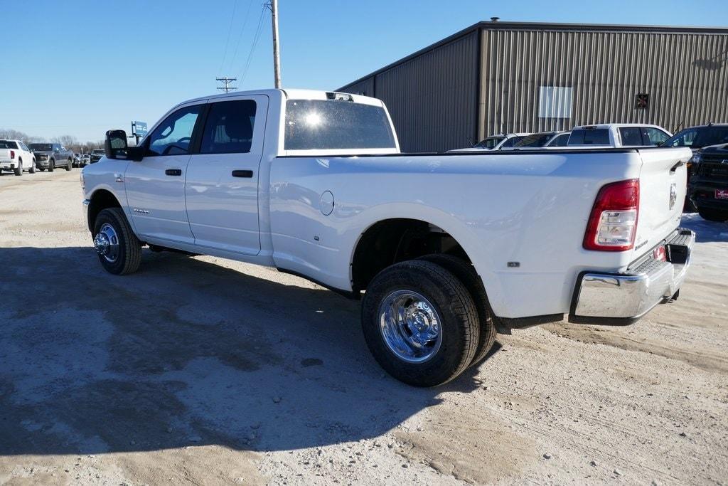 new 2024 Ram 3500 car, priced at $61,952