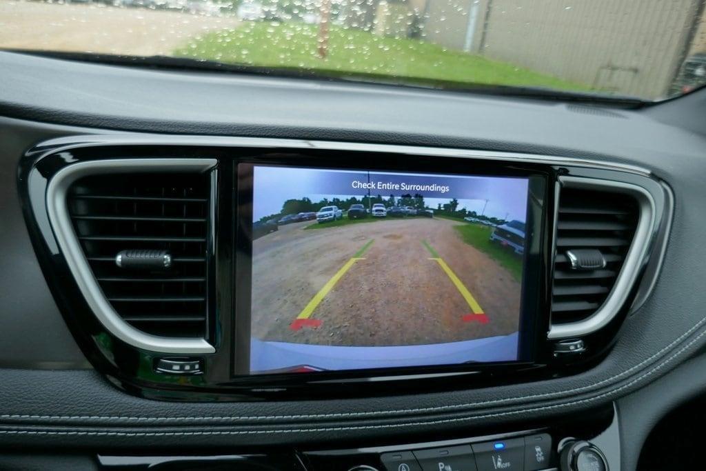 new 2025 Chrysler Pacifica car, priced at $45,126