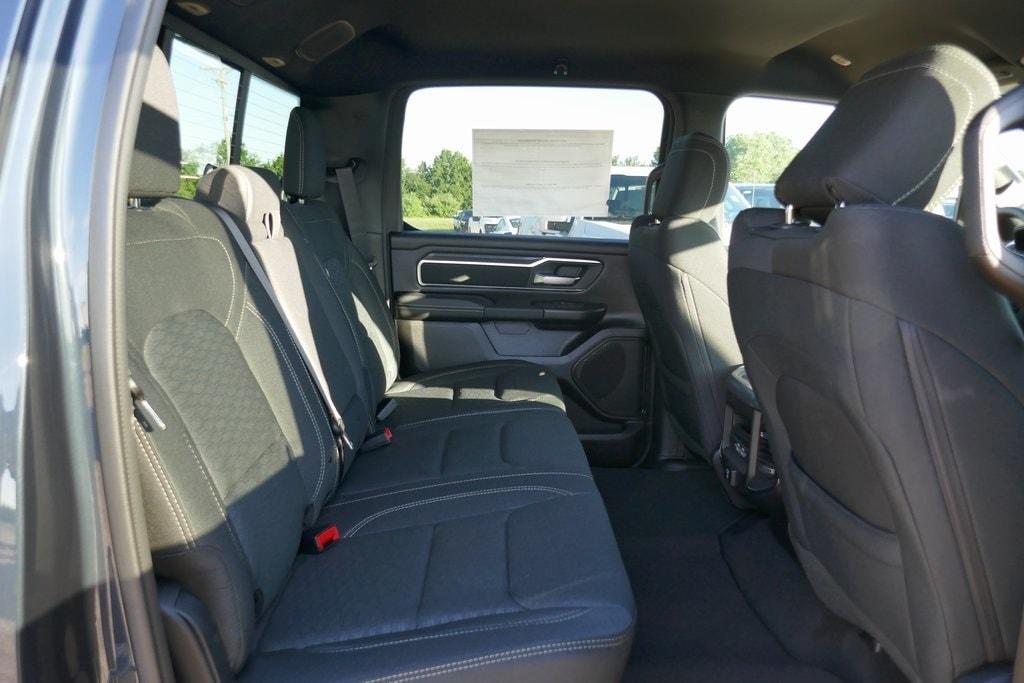 new 2025 Ram 1500 car, priced at $47,331