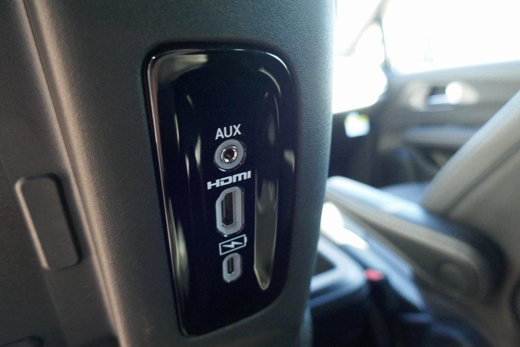 new 2026 Chrysler Pacifica car, priced at $40,508