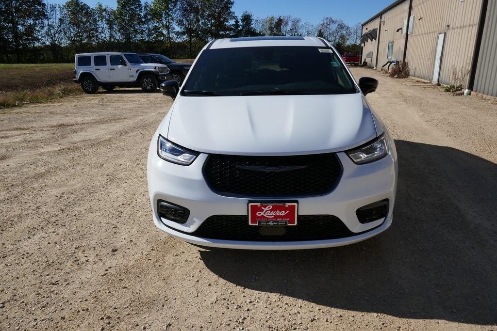 new 2026 Chrysler Pacifica car, priced at $40,508