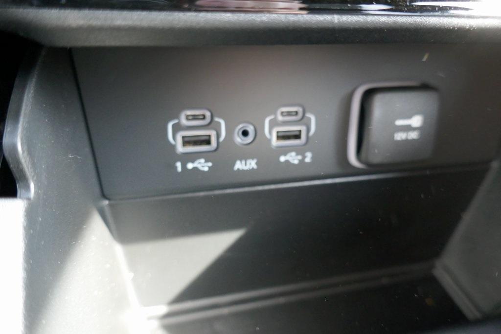 new 2025 Jeep Grand Cherokee L car, priced at $43,768