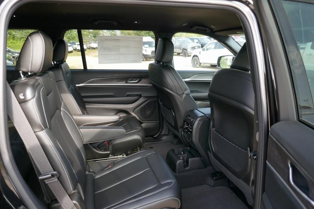 new 2025 Jeep Grand Cherokee L car, priced at $44,768