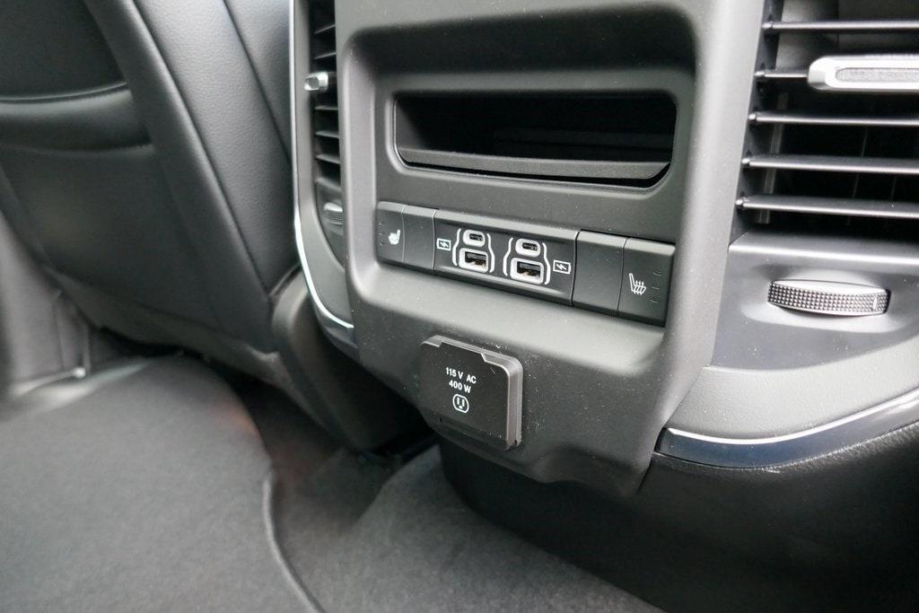 new 2025 Ram 1500 car, priced at $53,702