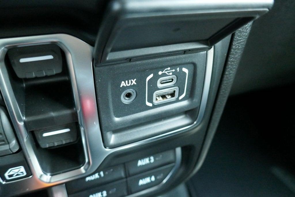 new 2025 Jeep Wrangler car, priced at $53,494