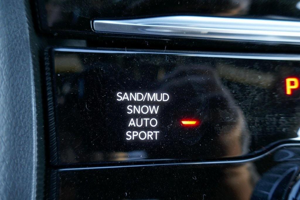 new 2025 Jeep Grand Cherokee car, priced at $52,187