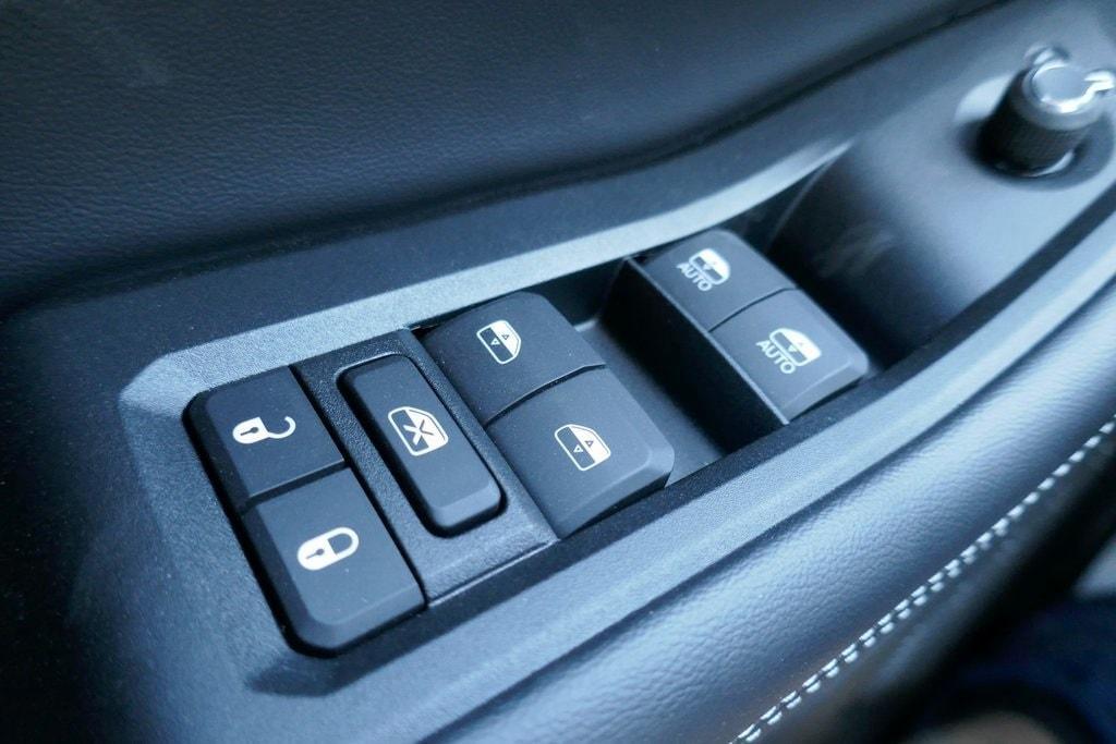 new 2025 Jeep Grand Cherokee car, priced at $52,187